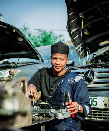Auto mechanic